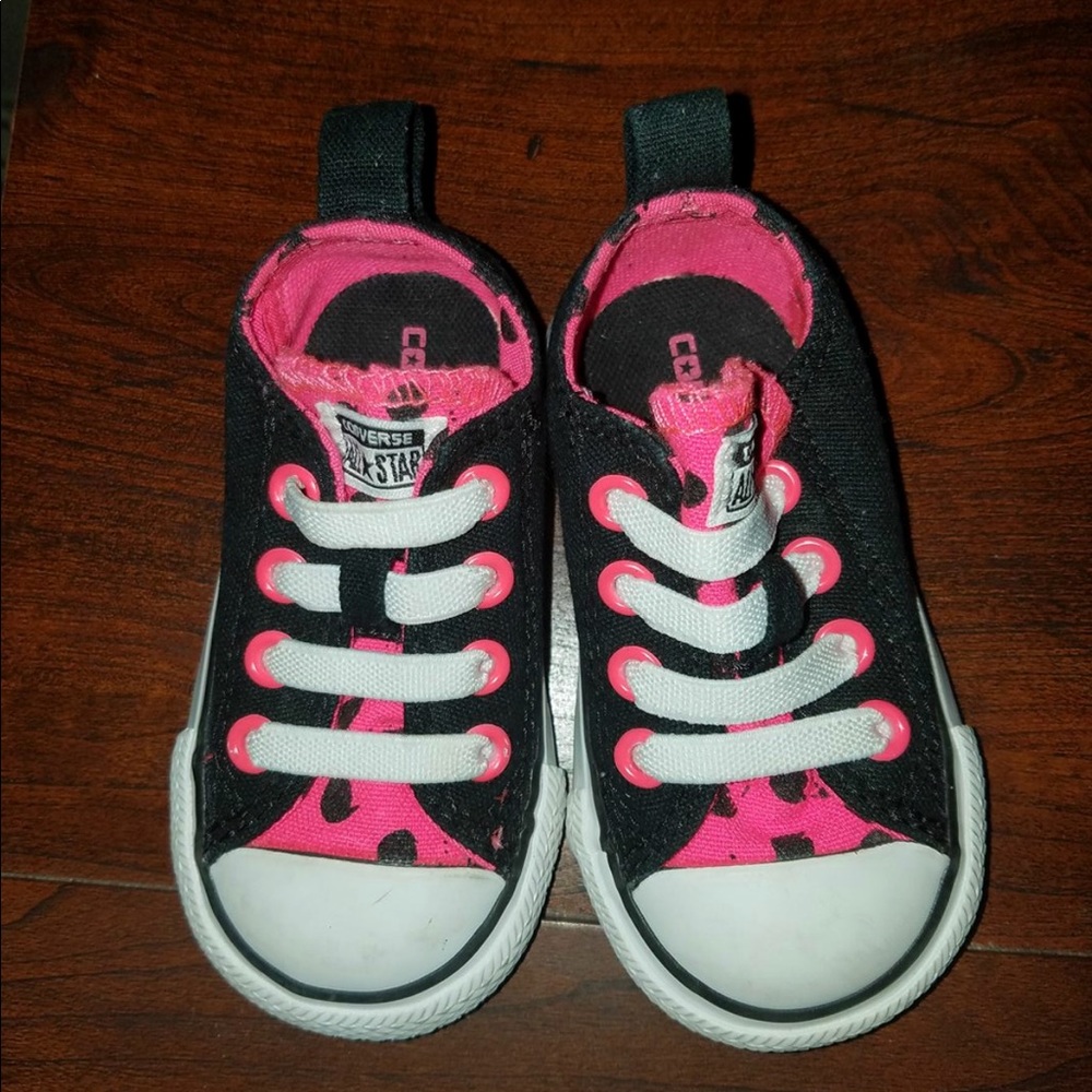 Like new size 4c converse